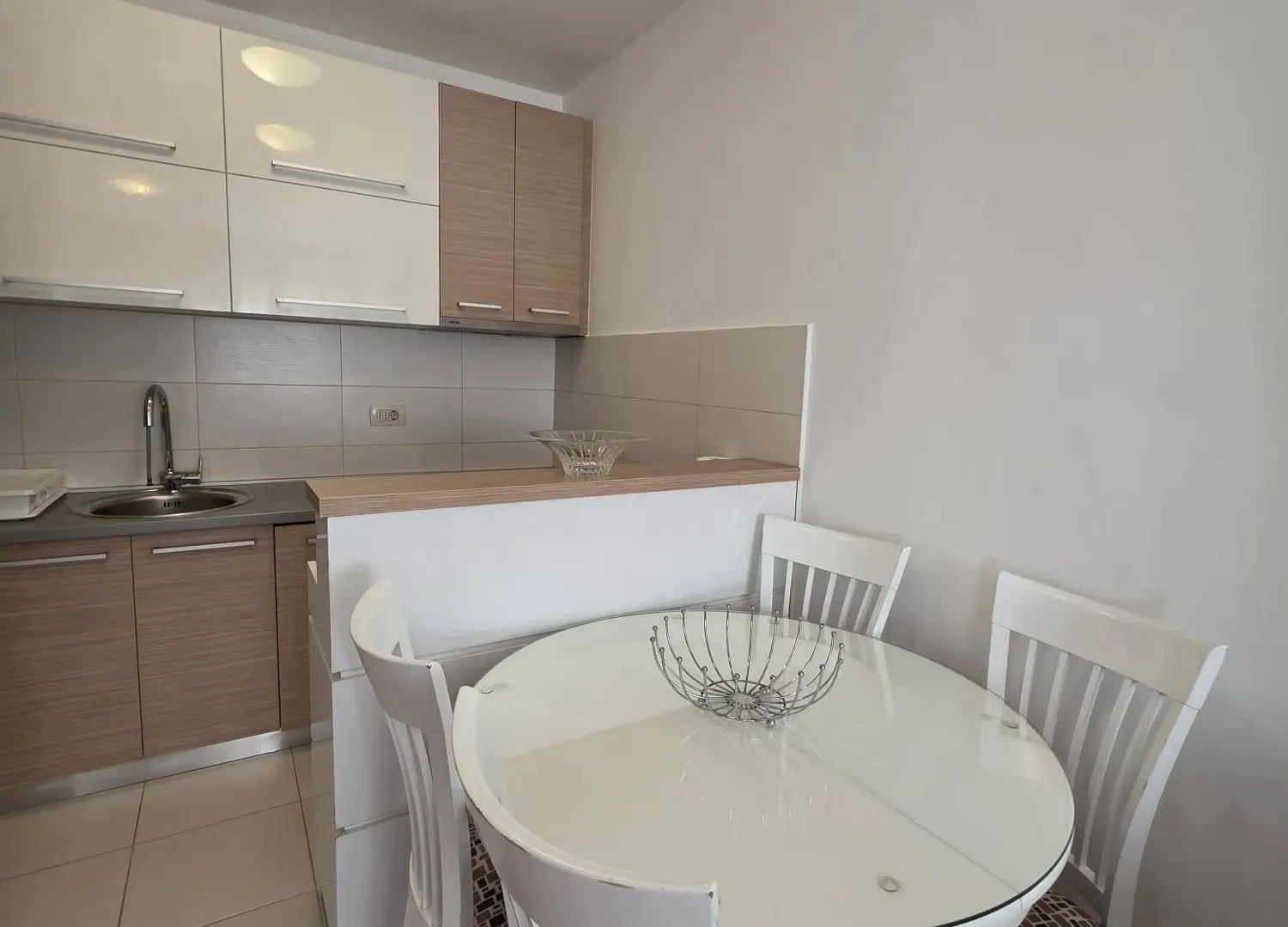 Rent, one bedroom apartment, 44m², Stari Aerodrom, Podgorica