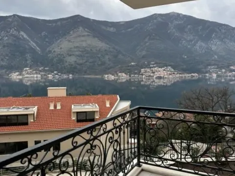 Izdavanje, trosoban stan, 81m², Kotor, Crna Gora - image 10