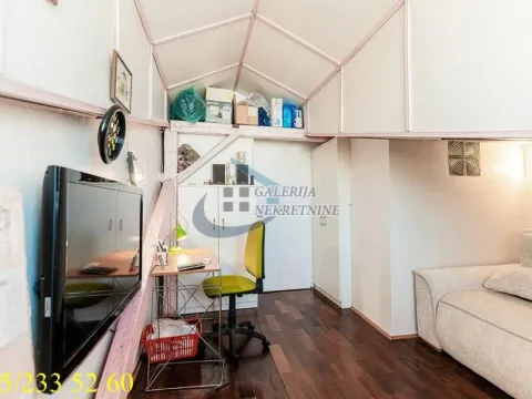 Izdavanje, trosoban stan, 110m², Stari Grad, Beograd - image 13