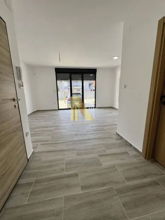 Prodaja, jednosoban stan, 38m², Adice, Novi Sad Sve Podlokacije