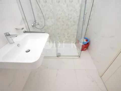 Izdavanje, jednosoban stan, 47m², Central Point, Podgorica - image 20