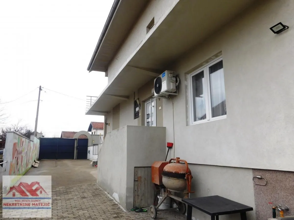 Prodaja, kuća, 250m², Ćava, Kragujevac