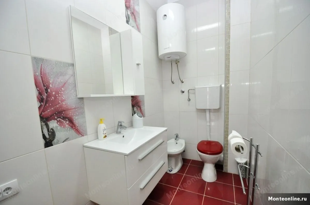 Sale, house, 350m², Kostanjica, Kotor