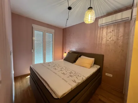 Izdavanje, dvosoban stan, 58m², Dalmatinska ulica, Podgorica - image 11