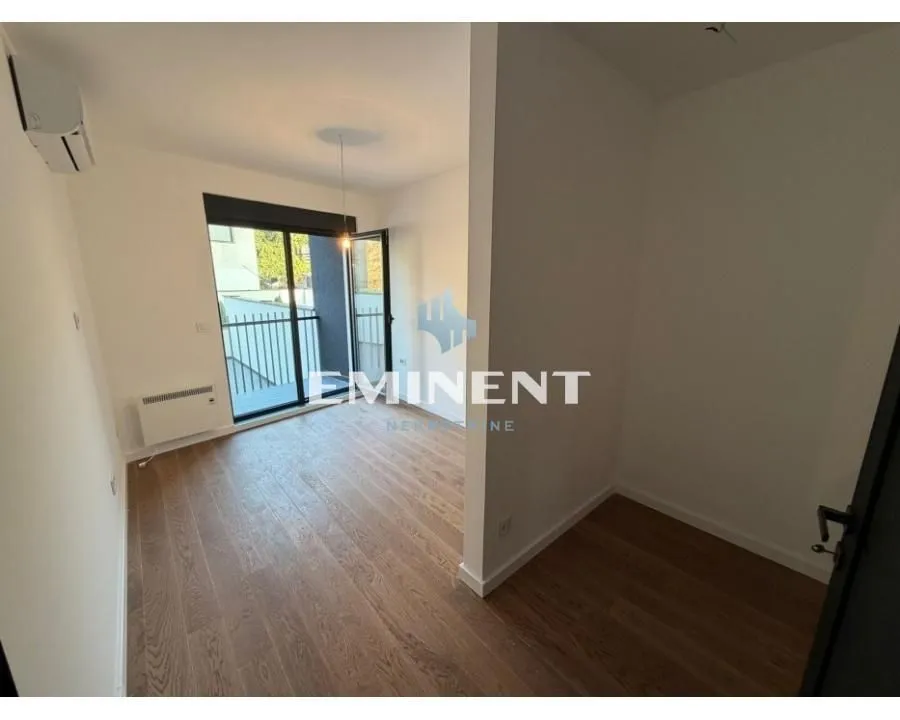 Sale, apartment, 61m², Cvetkova Pijaca, Zvezdara Sve Podlokacije