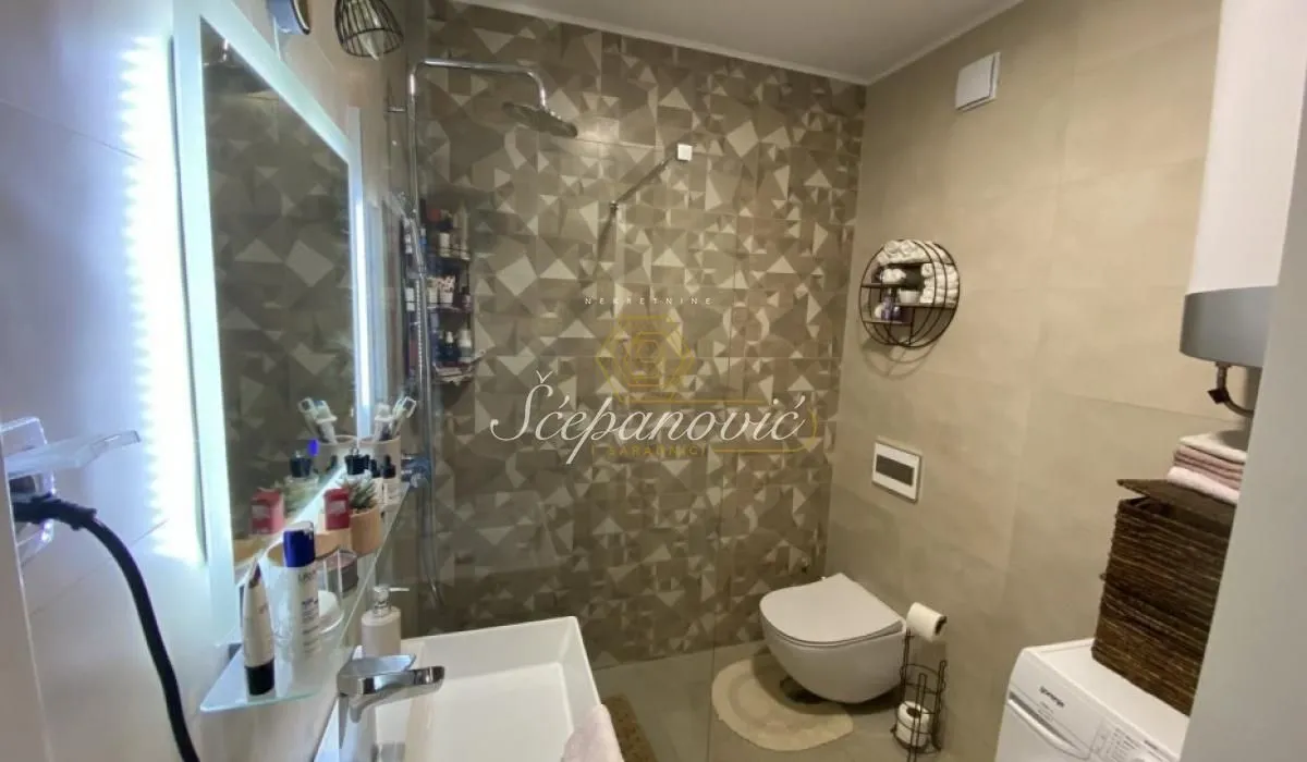 Prodaja, dvosoban stan, 43m², Podbara, Novi Sad Sve Podlokacije