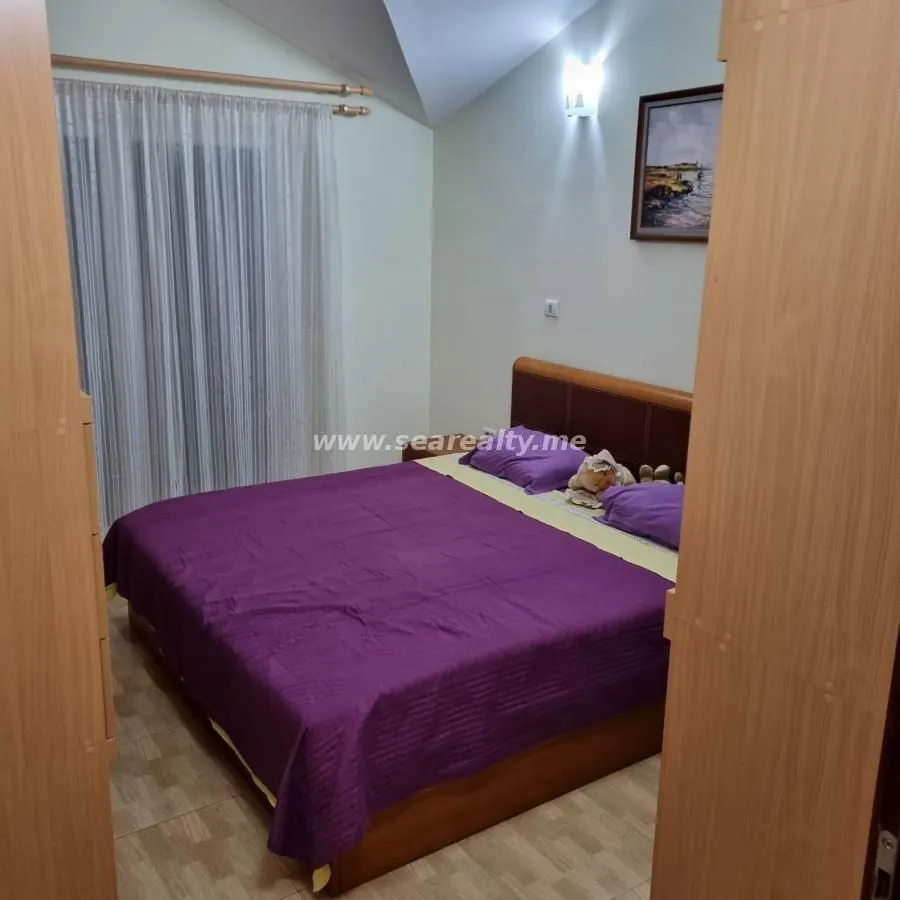 Rent, apartment, 103m², Centar, Tivat