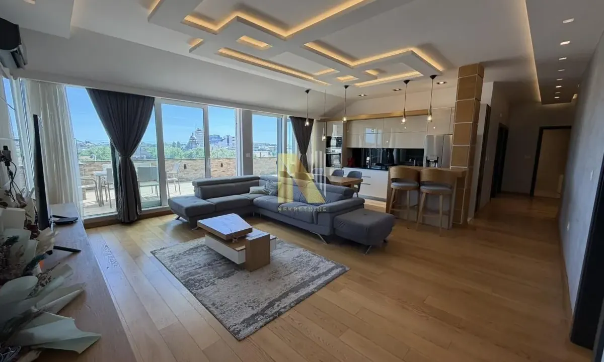 Rent, four bedroom apartment, 119m², Bulevar Oslobodjenja, Novi Sad Sve Podlokacije