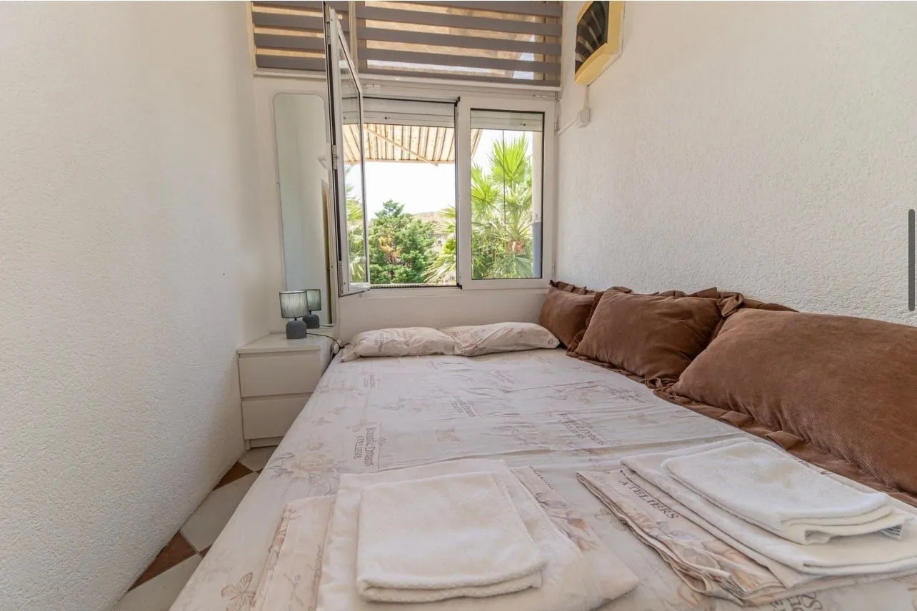 Rent, one bedroom apartment, 28m², Sutomore, Bar