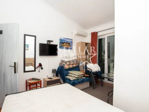 Rent, house, 200m², Budva, Crna Gora - image 12