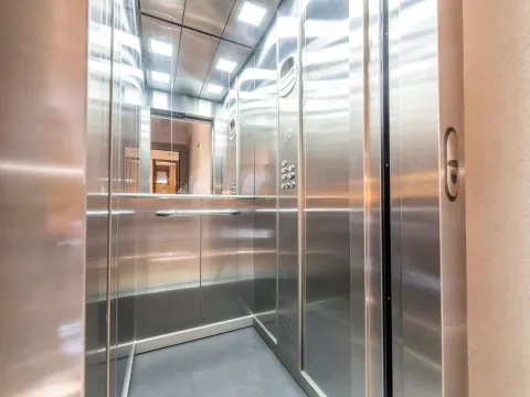 Sale, three bedroom apartment, 215m², Centar, Budva - image 10