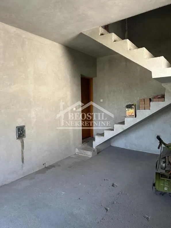 Prodaja, kuća, 135m², Stara Pazova, Srbija