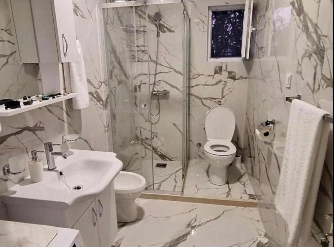 Rent, two bedroom apartment, 75m², Radanovići, Kotor