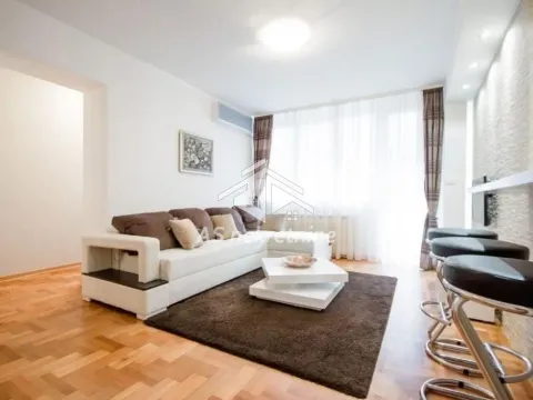 Rent, two bedroom apartment, 55m², Stari Grad, Beograd - image 2