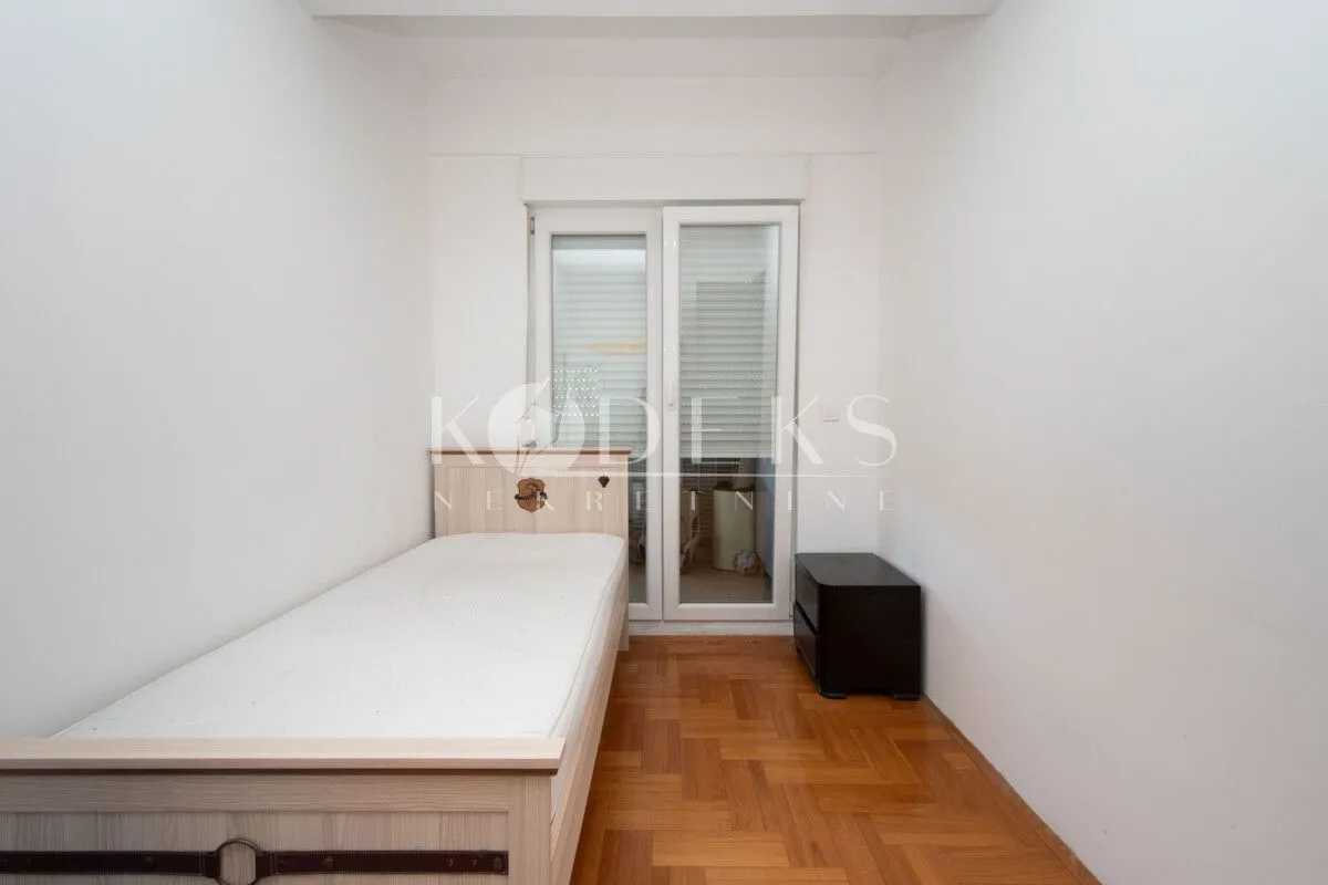 Rent, three bedroom apartment, 92m², City Kvart, Podgorica