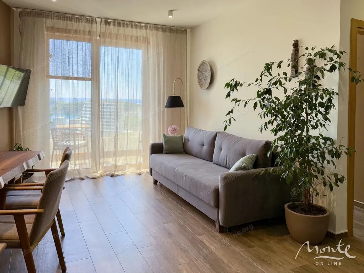 Sale, two bedroom apartment, 62m², Bečići, Budva