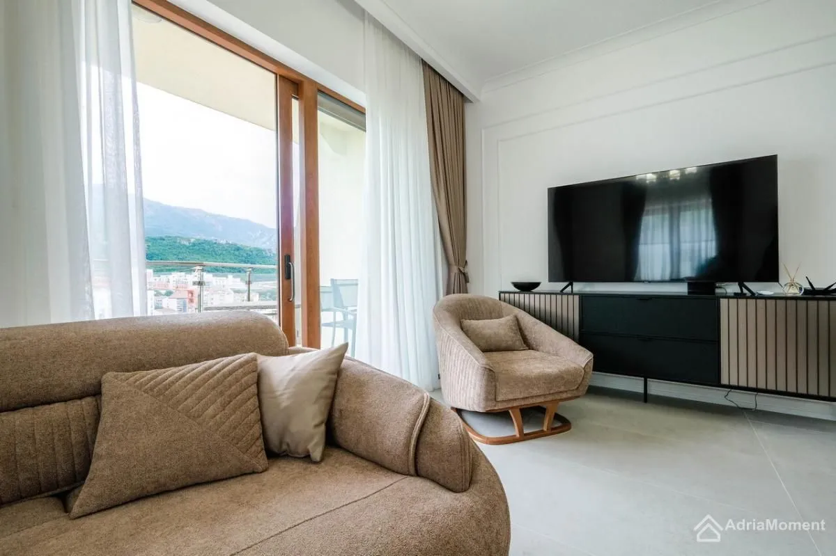 Prodaja, dvosoban stan, 87m², Bečići, Budva