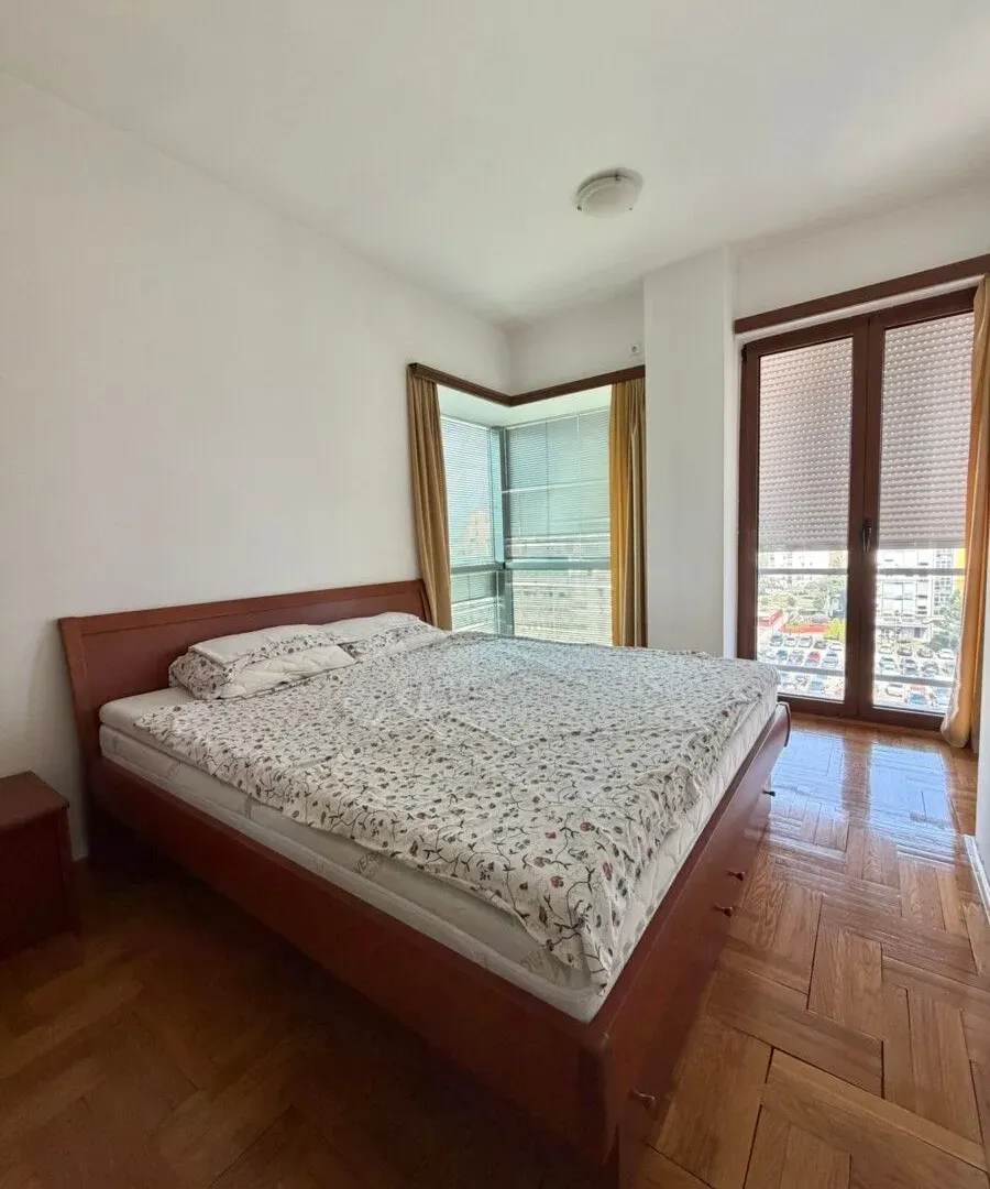 Rent, two bedroom apartment, 100m², Preko Morače, Podgorica