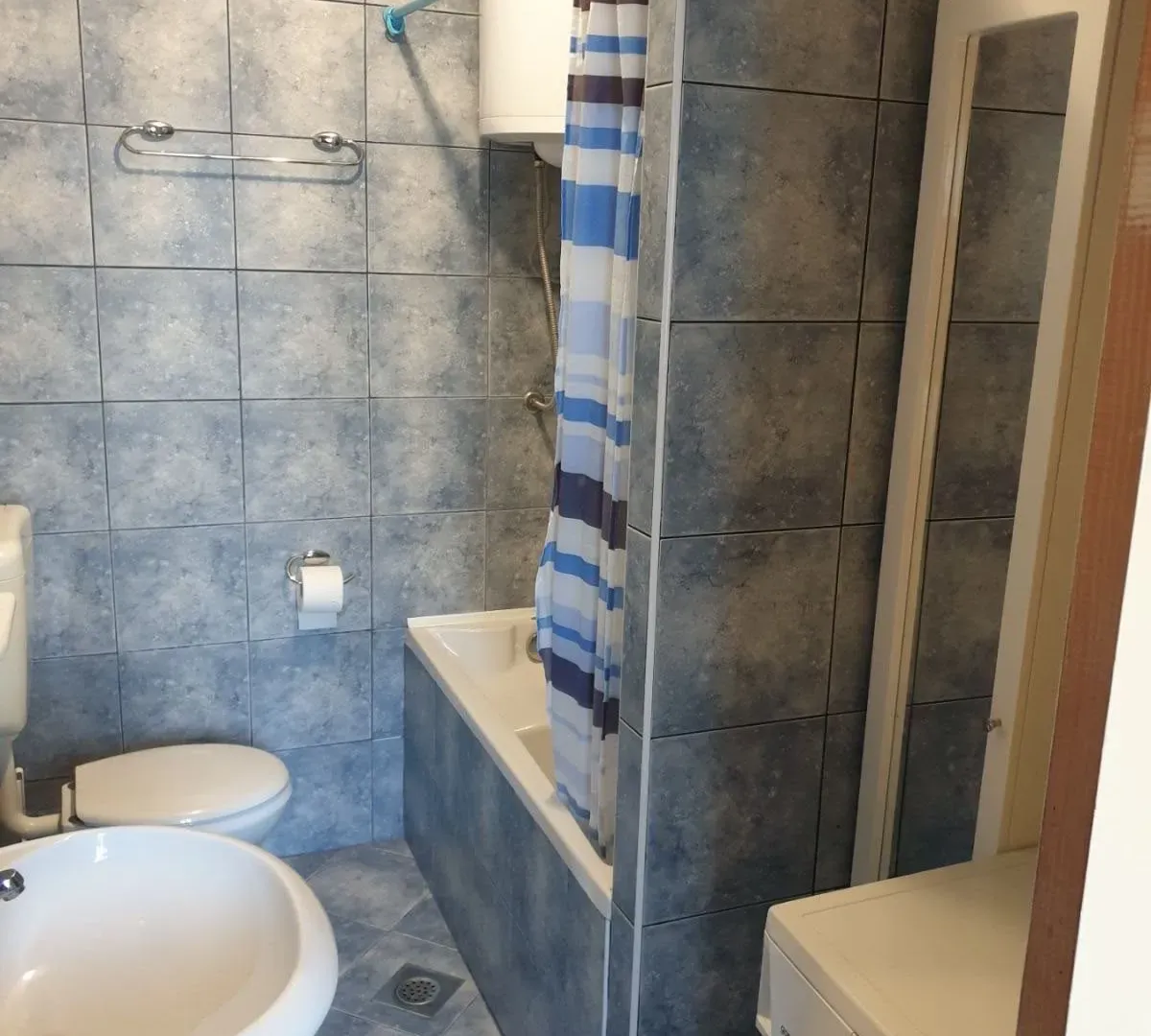 Izdavanje, jednosoban stan, 50m², Seljanovo, Tivat