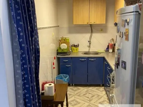 Prodaja, četvorosoban stan, 104m², Zemun Centar, Zemun Sve Podlokacije - image 2