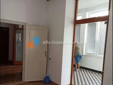 Rent, apartment, 132m², Vračar Sve Podlokacije, Beograd - image 6