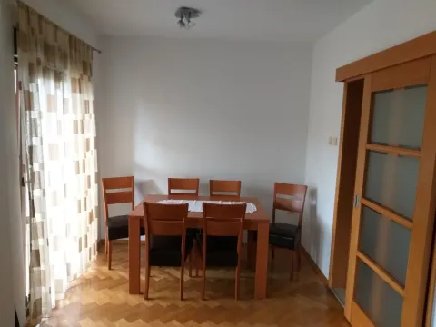 Rent, one bedroom apartment, 52m², Nova Dalmatinska, Podgorica - image 4