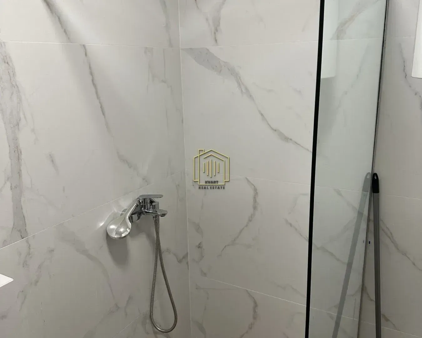 Izdavanje, jednosoban stan, 44m², Pobrežje, Podgorica