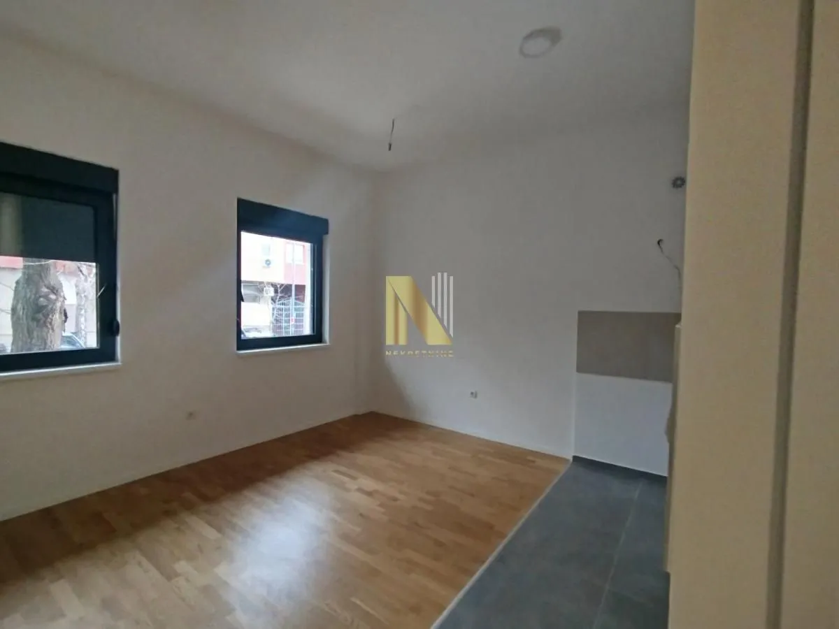 Prodaja, garsonjera, 31m², Grbavica, Novi Sad Sve Podlokacije