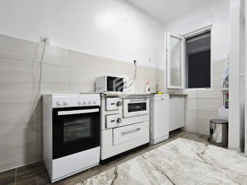 Rent, two bedroom apartment, 104m², Tološi, Podgorica - image 6