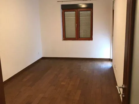 Izdavanje, jednosoban stan, 45m², Ljubović, Podgorica - image 5