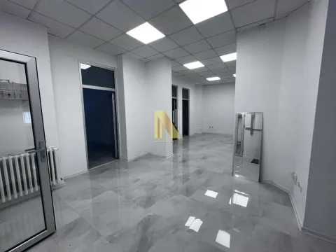Rent, office space, 160m², Centar, Novi Sad - image 1
