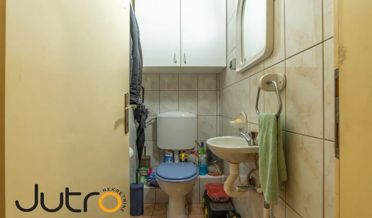 Izdavanje, dvosoban stan, 85m², Preko Morače, Podgorica