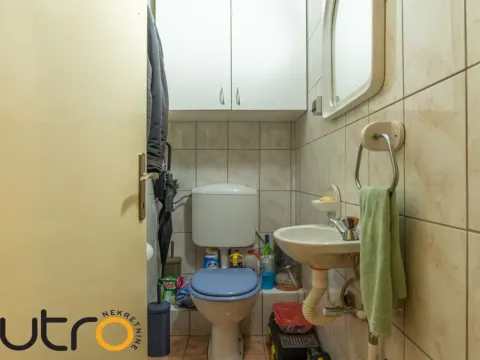 Izdavanje, dvosoban stan, 85m², Preko Morače, Podgorica - image 13