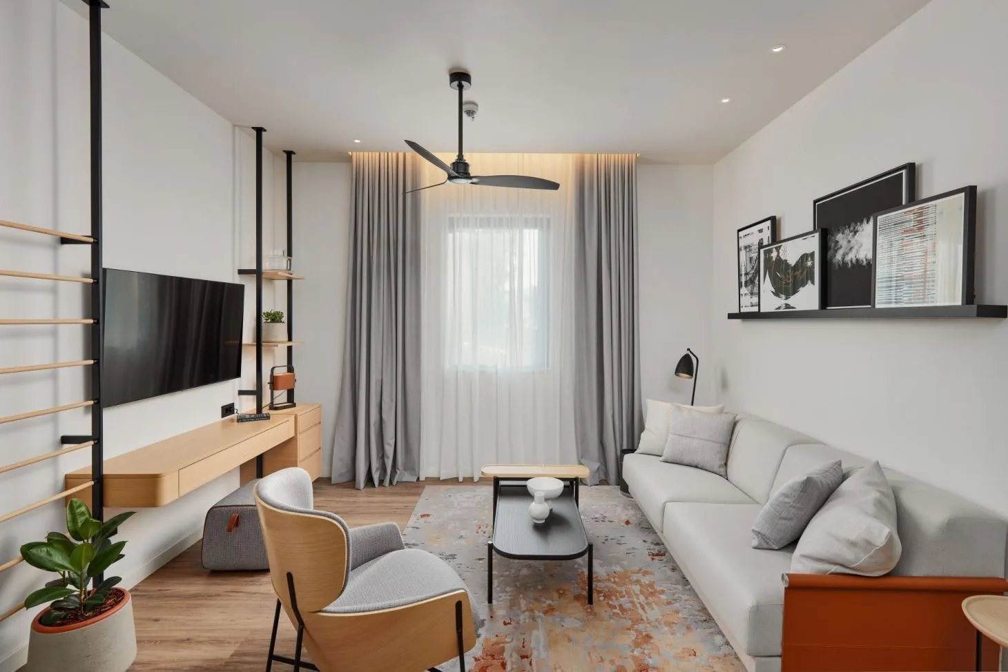 Prodaja, dvosoban stan, 115m², Tivat, Crna Gora