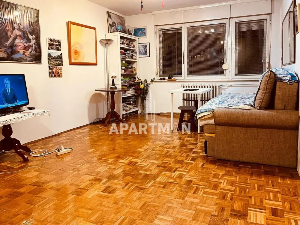 Prodaja, trosoban stan, 103m², Čukarica, Beograd