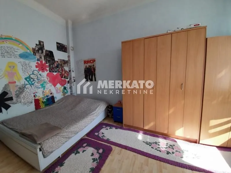 Prodaja, četvorosoban stan, 96m², Centar, Zrenjanin
