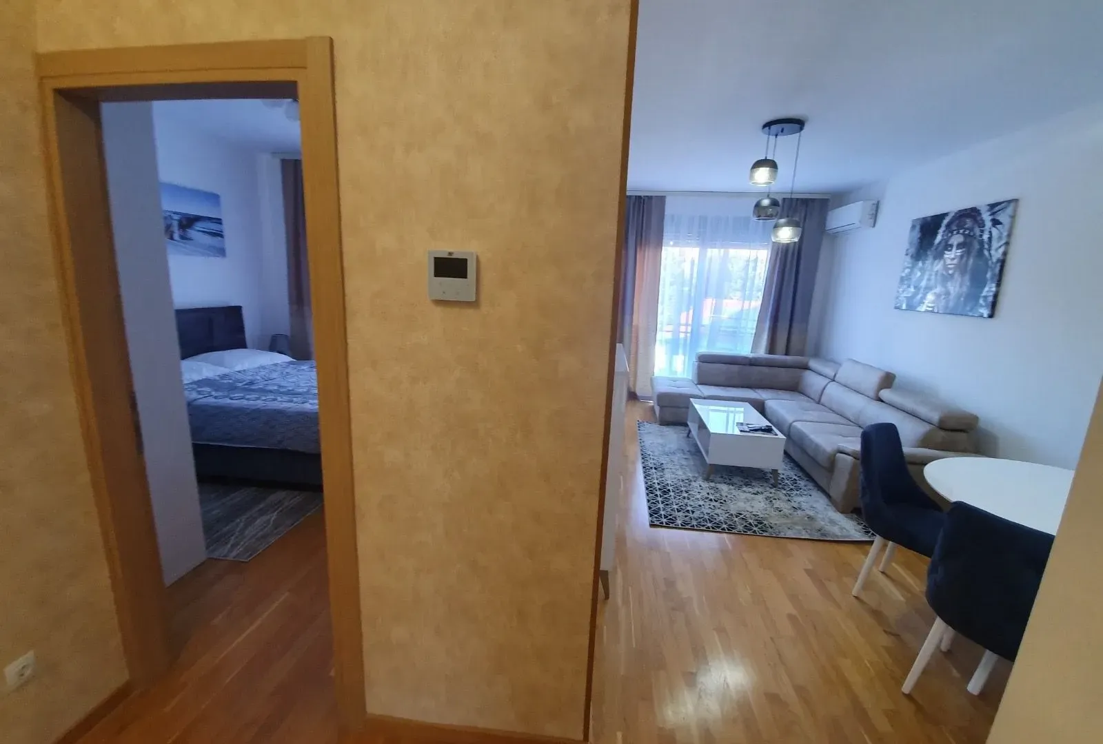 Rent, one bedroom apartment, 48m², Bečići, Budva