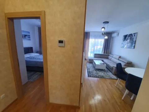 Izdavanje, jednosoban stan, 48m², Bečići, Budva - image 2