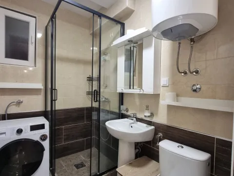 Izdavanje, dvosoban stan, 65m², Rozino, Budva - image 13