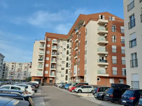 Prodaja, stan, 24m², Stari Aerodrom, Podgorica - image 6