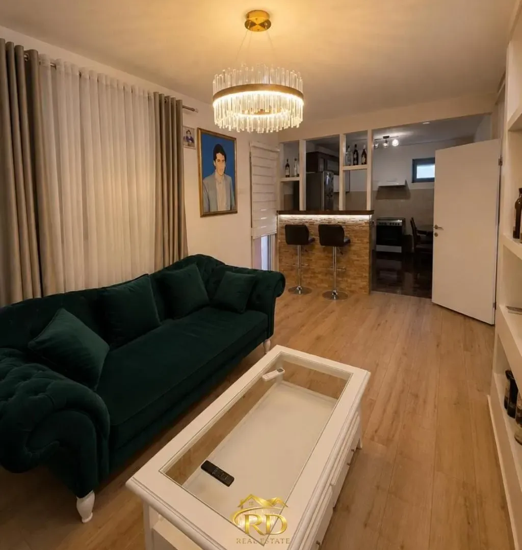 Rent, three bedroom apartment, 125m², Malo Brdo, Podgorica