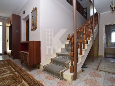 Sale, house, 240m², Dahna, Podgorica - image 21