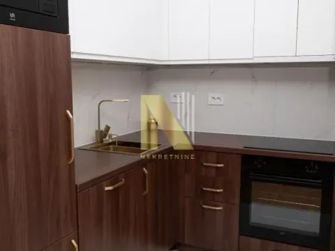 Izdavanje, dvosoban stan, 47m², Centar, Novi Sad - image 7