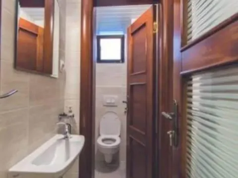 Sale, office space, 170m², Centar, Podgorica - image 9