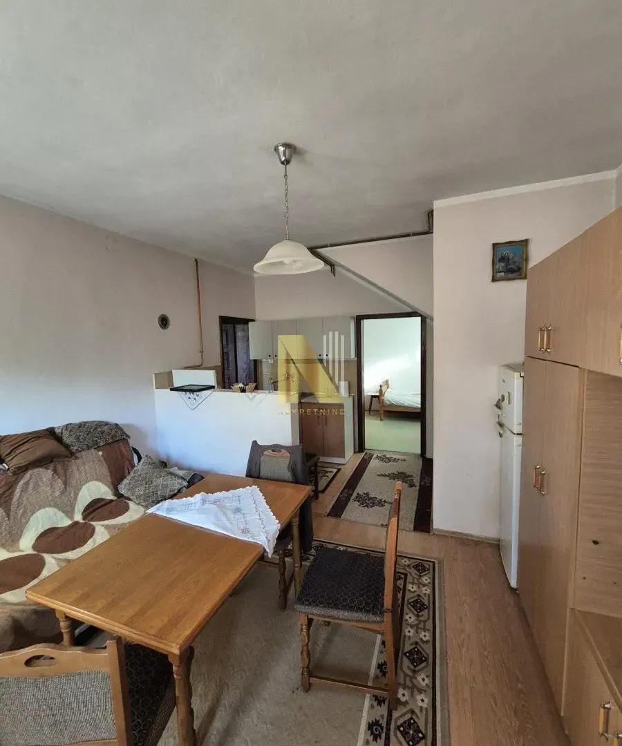 Prodaja, kuća, 219m², Petrovaradin, Novi Sad