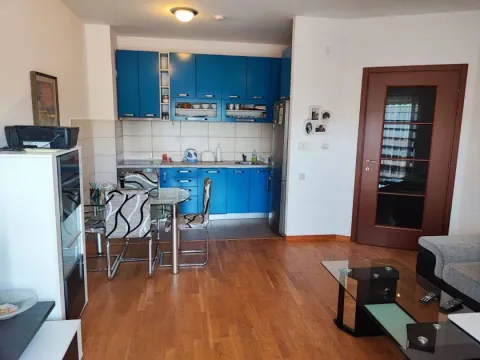 Izdavanje, dvosoban stan, 75m², City Kvart, Podgorica - image 3