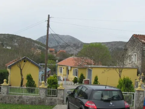 Prodaja, kuća, 81m², Podgorica, Crna Gora - image 14