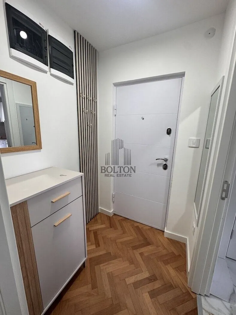 Izdavanje, dvosoban stan, 41m², Voždovac, Voždovac Sve Podlokacije