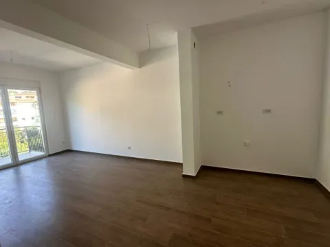 Sale, one bedroom apartment, 51m², Budva, Crna Gora - image 9