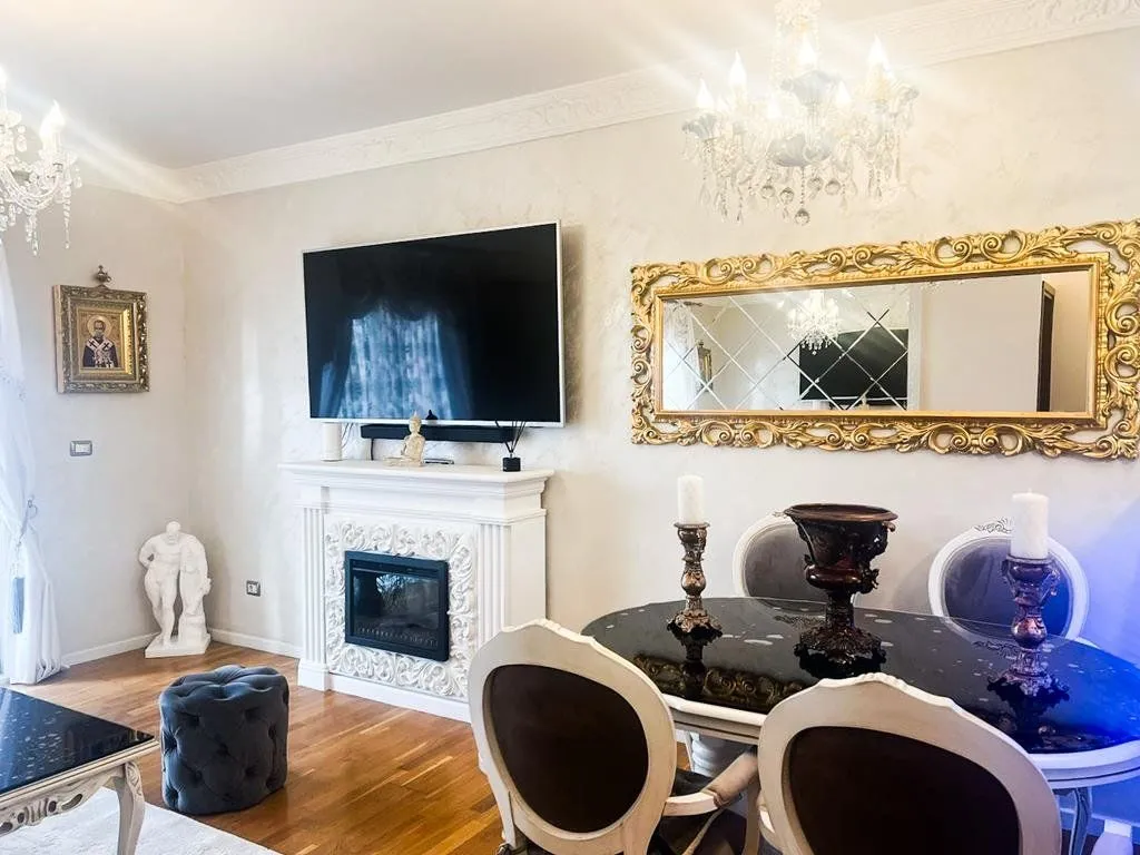 Izdavanje, jednosoban stan, 53m², City Kvart, Podgorica